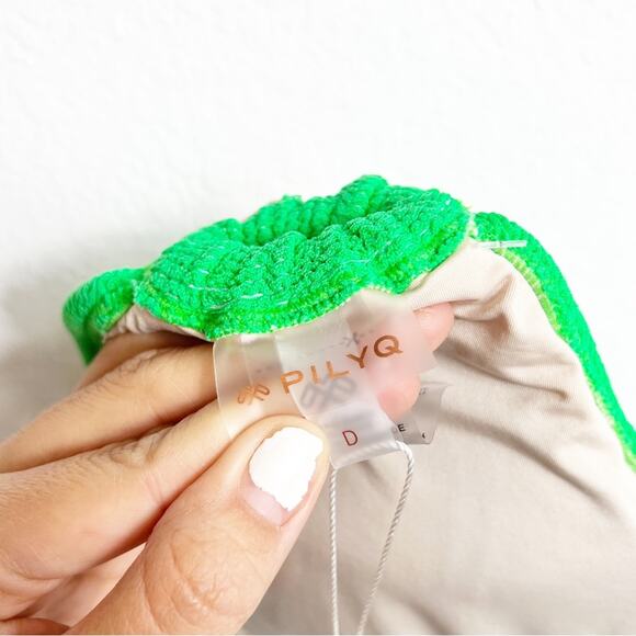 PILYQ KIWI REEF RING SIDE HALTER SIDE D OR 14-16 BIKINI TOP ONLY BRAND NEW - Picture 8 of 10